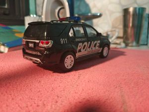 Police Interceptor Fortuner Toy Car