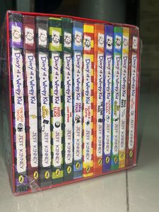 👦🧒 Dairy Of A Wimpy Kid Box Set