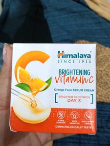Himalaya Brightening Vitamin C Face Serum &amp; Cream