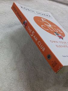 The 5 AM Club by Robin Sharma