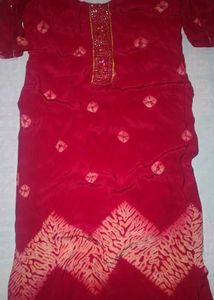 Red suit creap silk +dupatta