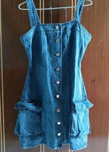 Denim Cargo Mini Dress w Pockets
