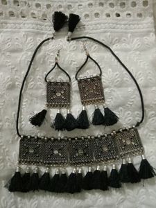Beautiful Chokar !! In Silver and Black ♥✨