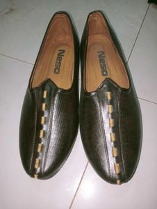 Men's Ethnic Juttis