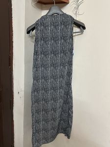 Funky Cityscape Indo Kurti Side Slit
