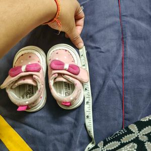 Cute Pink Polka Dot Bow Baby Shoes
