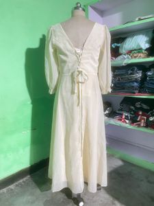 Elegant Cream V-Neck Maxi Dress