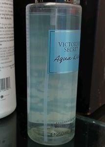 Victoria's Secret Aqua Kiss Fragrance Mist 250ml
