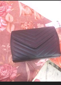BRAND NEW** PREMIUM QUALITY SLING BAG FOR WOMEN