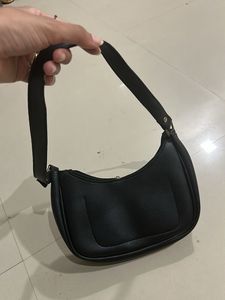 Black Trending Handpurse Ladies 🖤😻