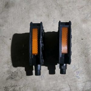 Durable Black Bicycle Pedals