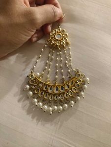Kundan Maang Tika
