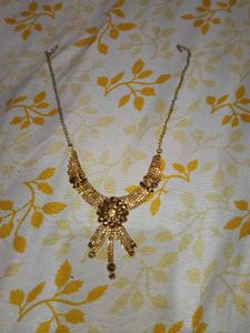Elegant Rhinestone Necklace Set