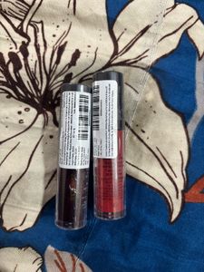 Red Liquid Lipstick sample from nykaa.