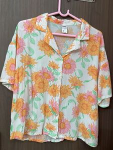 New Flowy Floral Print Button-Up Shirt