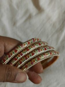 2 Set of 4 Floral Enamel Bangles