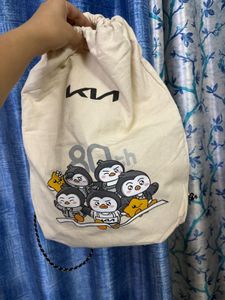 Cute Penguin Print Drawstring Bag