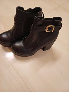 Chunky Platform Buckle Boots