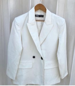 Zara White Double-Breasted Blazer