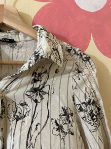 Chic Floral Print Button-Up Shirt