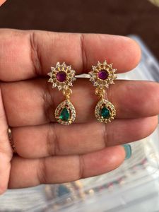 Exquisite Gold-Plated Necklace with Gems