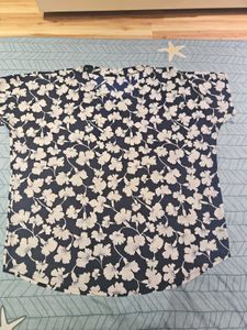 Navy Floral Print V-Neck Top