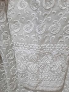 Elegant White Chikankari Kurta