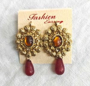 Vintage Brown Gold Tone Earrings 🍂