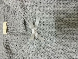 white bow sweater