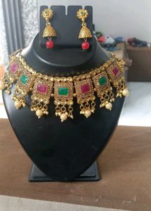Stunning Kundan &amp; Pearl Necklace Set