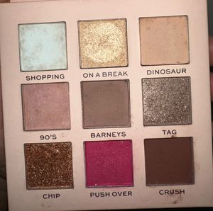 Makeup Revolution Eyeshadow Palette