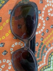 Stylish Dark Tint Sunglasses