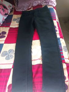 Classic Black Skinny Jeans