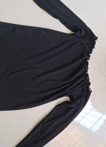 Black Off-Shoulder Full Sleeves Top