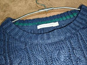 Blue Knit Sweater 40-42