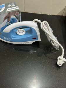 New-Crompton Brio Dry Iron
