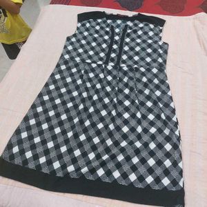 Chic Black & White Gingham Dress