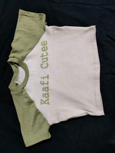 Cute Green &amp; White Cropped Tee