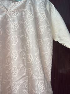 White Embroidered Cotton Kurta