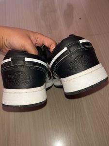 Black &amp; White Fashion Sneakers