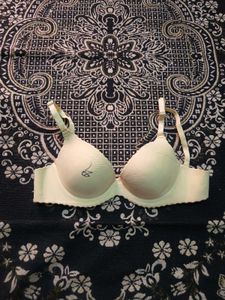 🇺🇸 Light yellow Padded Bra