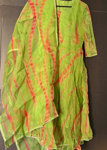 Lime Green Kurta Set with Pink Tie-Dye
