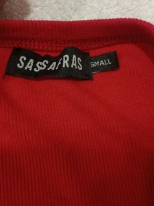 SASSAFRAS Red Tshirt Style Crop Top