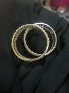 AD Leaf Design Bangles - Set of 2