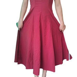 Elegant Burgundy Spaghetti Strap Midi Dress