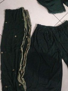 Party wear heavy design suit