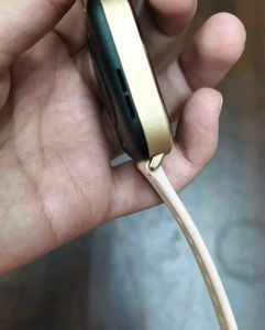 Stylish Rose Gold Smartwatch, Noise icon 2