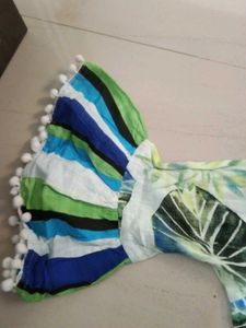 Vibrant Leaf Print Kurta