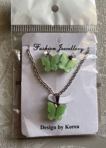 Handcrafted Resin Necklace & Earring Set