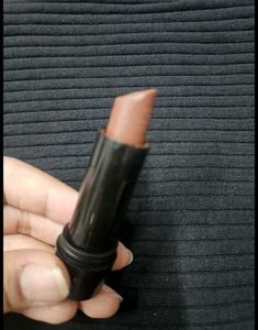Elle 18 Color Pops Matte Lipsticks